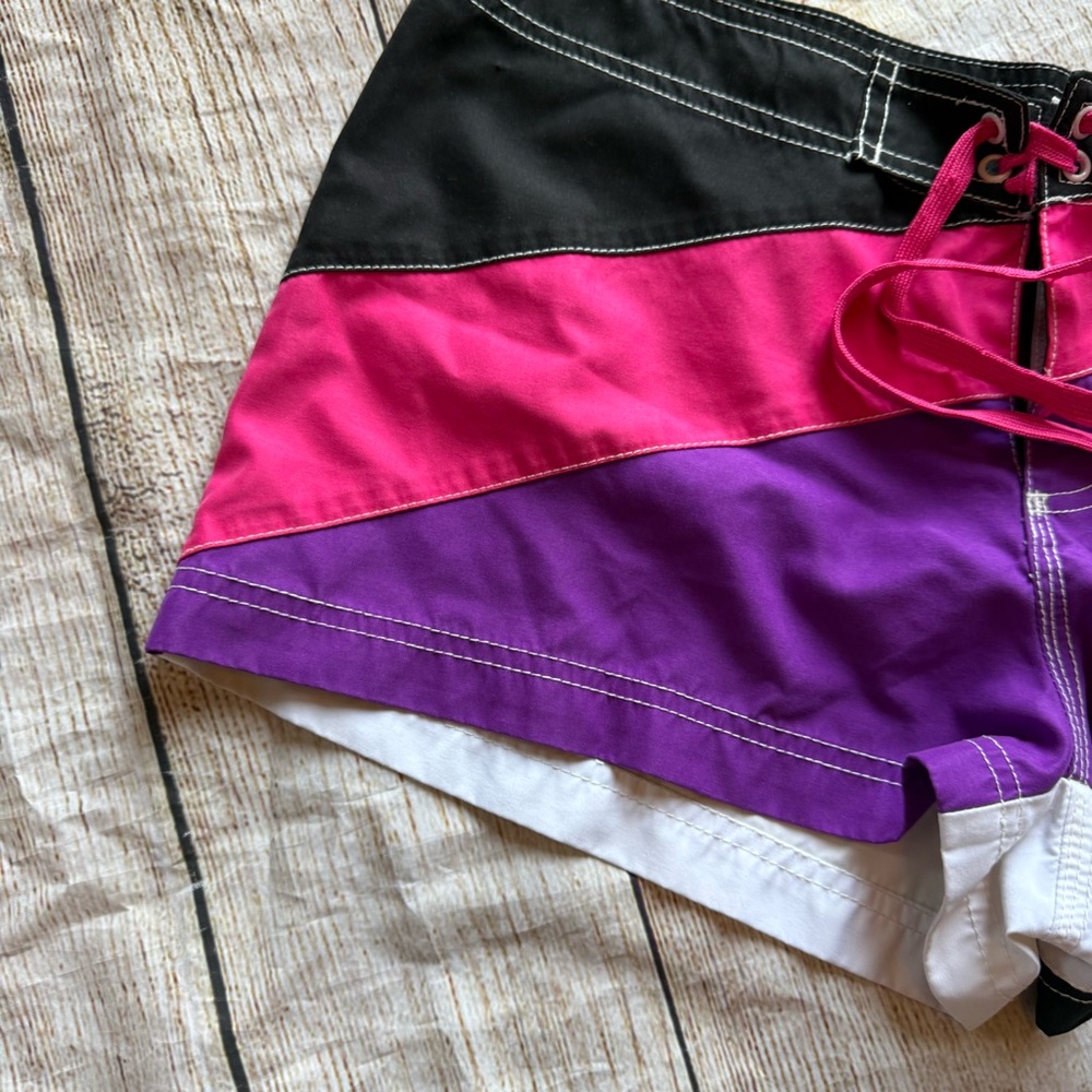 OP Ocean Pacific Rainbow Colorful Patchwork Short Board Shorts Juniors L 11/13 - Picture 3 of 15